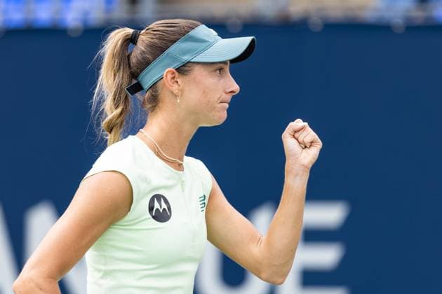 July 31, 2025, Montreal, Quebec, Canada: MCCARTNEY KESSLER (28) from USA reaction in first set against Mirra Andreeva (4) in round of 32 at Canadian Open at IGA stadium in Montreal, Quebec, Canada on 2025-07-31 Montreal Canada - ZUMAl189 20250731_zsp_l189_055 Copyright: xYannickxLegarex