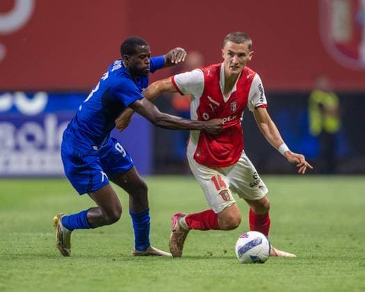 July 31, 2025, Braga, Braga, Portugal: GUSTAF LAGERBIELKE from SC Braga seen on action during the UEFA Europe League 2025 26 qualification round 2 match between SC Braga and PFK Levski Sofia at Estadio Municipal de Braga on July 31, 2025 in Braga, Portugal. Braga Portugal - ZUMAl192 20250731_zsp_l192_071 Copyright: xMiguelxLemosx