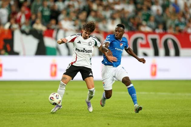 WARSZAWA 31.07.2025 REWANZOWY MECZ II RUNDA ELIMINACYJNA LIGA EUROPY SEZON 2025 26: LEGIA WARSZAWA - BANIK OSTRAWA --- UEFA EUROPA LEAGUE SECOND QUALIFYING ROUND SECOND MATCH: LEGIA WARSAW - BANIK OSTRAVA MIGOUEL ALFARELA PATRICK KPOZO FOT. PIOTR KUCZA FOTOPYK NEWSPIX.PL --- newspix.pl 
