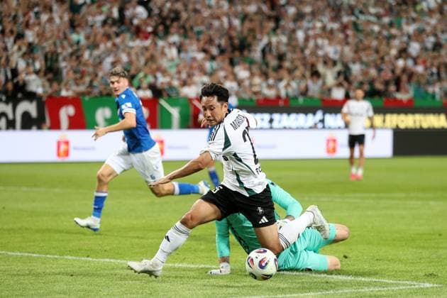 WARSZAWA 31.07.2025 REWANZOWY MECZ II RUNDA ELIMINACYJNA LIGA EUROPY SEZON 2025 26: LEGIA WARSZAWA - BANIK OSTRAWA --- UEFA EUROPA LEAGUE SECOND QUALIFYING ROUND SECOND MATCH: LEGIA WARSAW - BANIK OSTRAVA RYOYA MORISHITA DOMINIK HOLEC FOT. PIOTR KUCZA FOTOPYK NEWSPIX.PL --- newspix.pl 