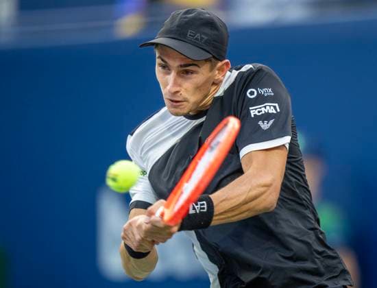 July 31, 2025, Toronto, On, Canada: Matteo Arnaldi of Italy hits a backhand return to Alexander Zverev of Germany during their match at the National Bank Open in Toronto on Thursday July 31, 2025. Canada News - July 31, 2025  - ZUMAc35_ 20250731_zaf_c35_131 Copyright: xFrankxGunnx