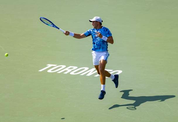 (250801) -- TORONTO, Aug. 1, 2025 -- Casper Ruud of Norway returns the ball during the third round of the men s singles match between Nuno Borges of Portugal and Casper Ruud of Norway at the 2025 National Bank Open tennis tournament in Toronto, Canada, on July 31, 2025. (Photo by Xinhua) (SP)CANADA-TORONTO-TENNIS-NATIONAL BANK OPEN-MEN S SINGLES ZouxZheng 