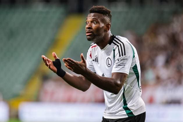 Legia Warszawa Vs FC Banik Ostrava in Warsaw, Poland - 31 July 2025 Jean-Pierre Nsame of Legia gestures during the 2nd round qualifying UEFA Europa League match between Legia Warszawa and FC Banik Ostrava at Marshal Jozef Pilsudski Legia Warsaw Municipal Stadium. Final score; Legia Warszawa 2:1 FC Banik Ostrava. Warsaw Poland Copyright: xMikolajxBarbanellx xSOPAxImagesx MBarbanell_LEGvBAN_31072025_13