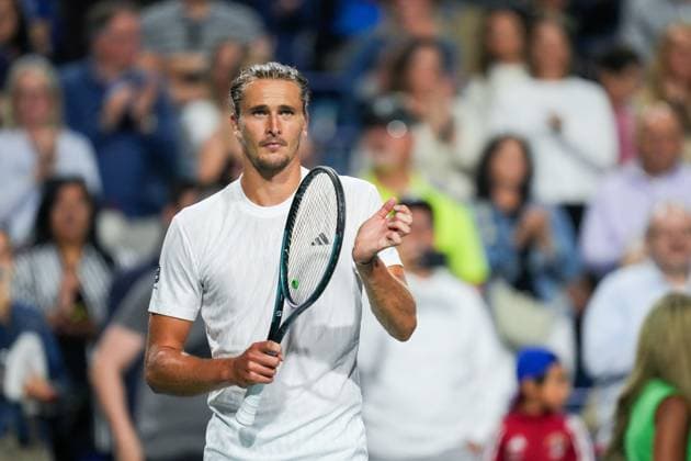 July 31, 2025, Toronto, Ontario, Canada: Alexander Zverev of Germany celebrates after winning the match against Mateo Arnaldi of Italy during the Men s Singles third round match on day 6 of the ATP, Tennis Herren Masters 1000 National Bank Open at Sobeys Stadium. on July 31, 2025 in Toronto, Canada. Toronto Canada - ZUMAe321 20250731_zsa_e321_212 Copyright: xLeonardoxRamirezx