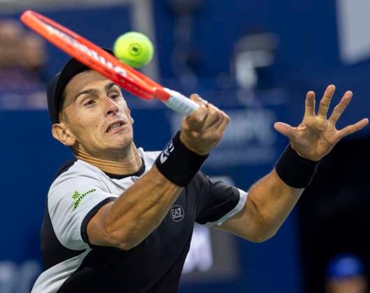 (250801) -- TORONTO, Aug. 1, 2025 -- Matteo Arnaldi of Italy returns the ball during the third round of the men s singles match between Alexander Zverev of Germany and Matteo Arnaldi of Italy at the 2025 National Bank Open tennis tournament in Toronto, Canada, July 31, 2025. (Photo by Xinhua) (SP)CANADA-TORONTO-TENNIS-NATIONAL BANK OPEN-MEN S SINGLES ZouxZheng 