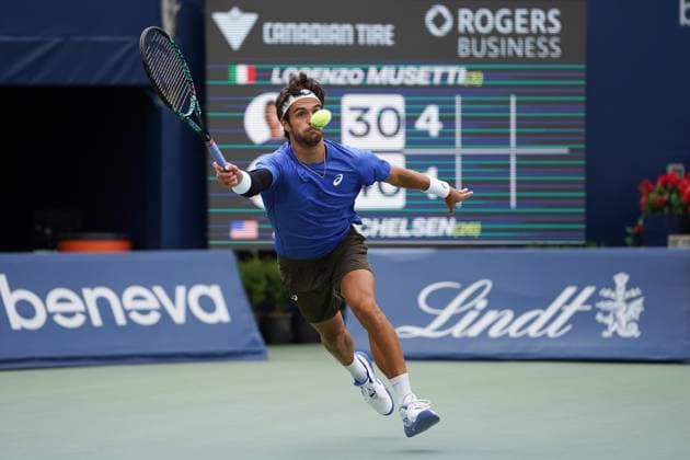 ATP, Tennis Herren Masters 1000 National Bank Open Toronto Presented by Rogers 2025 - Day 6 Lorenzo Musetti of Italy plays a forehand against Alex Michelsen of the United States during the Men s Singles third round match on day 6 of the ATP Masters 1000 National Bank Open at Sobeys Stadium. on July 31, 2025 in Toronto, Canada. Toronto Ontario Canada Copyright: xLeonardoxRamirezx