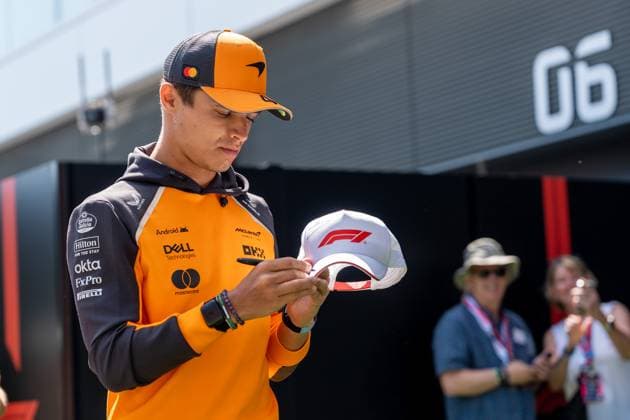 Lando Norris McLaren Formula 1 Team, Great Britain 04 , HUN, Formula 1 World Championship, Hungarian Grand Prix, Hungaroring, Practice Day, 2025 season, 01 08 2025 HUN, Formula 1 World Championship, Hungarian Grand Prix, Hungaroring, Practice Day, 2025 season, 01 08 2025 Budapest Copyright: xEibner-Pressefoto MarcelxFischerx EP_MFI