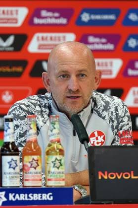 01 08 2025, xrekx, Soccer 2 Bundesliga, 1 FC Kaiserslautern Press Conference v l Torsten Lieberknecht Coach 1 FC Kaiserslautern DFL DFB REGULATIONS PROHIBIT ANY USE OF PHOTOGRAPHS as IMAGE SEQUENCES and or QUASI VIDEO Kaiserslautern