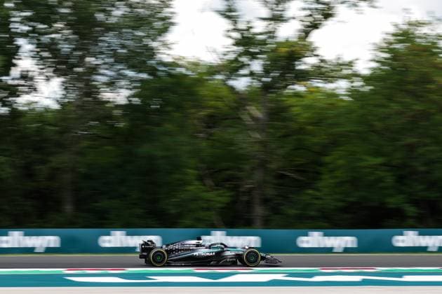 F1 - HUNGARIAN GRAND PRIX 2025 63 RUSSELL George (gbr), Mercedes AMG F1 Team W16, action during the 2025 Formula 1 Lenovo Hungarian Grand Prix, 14th round of the 2025 FIA Formula One World Championship, WM, Weltmeisterschaft from August 1 to 3, 2025 on the Hungaroring, in Mogyorod, Hungary - MogyorodHungary  Copyright: xFLORENTxGOODENx