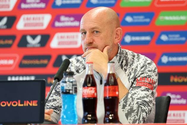 01 08 2025, xrekx, Soccer 2 Bundesliga, 1 FC Kaiserslautern Press Conference v l Torsten Lieberknecht Coach 1 FC Kaiserslautern DFL DFB REGULATIONS PROHIBIT ANY USE OF PHOTOGRAPHS as IMAGE SEQUENCES and or QUASI VIDEO Kaiserslautern