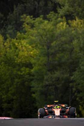 Lando Norris of Great Britain and McLaren , Practice, F1 Grand Prix of Hungary, on August 01, 2025 in Budapeste, Hungary Photo by Diogo Cardoso DeFodi Images Lando Norris of Great Britain and McLaren , Practice, F1 Grand Prix of Hungary, Hungaroring on August 1, 2025 in Budapeste, Hungary Photo by Diogo Cardoso DeFodi Images