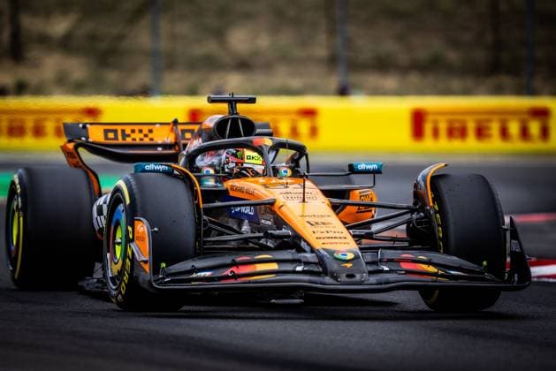 F1 HUNGARIAN GRAND PRIX FREE PRACTICE Oscar Piastri of Australia and McLaren during friday s free practice ahead of the F1 Grand Prix of Hungary at Hungaroring Circuit on August 01, 2025, in Budapest, Hungary. Copyright: xx 080A4385