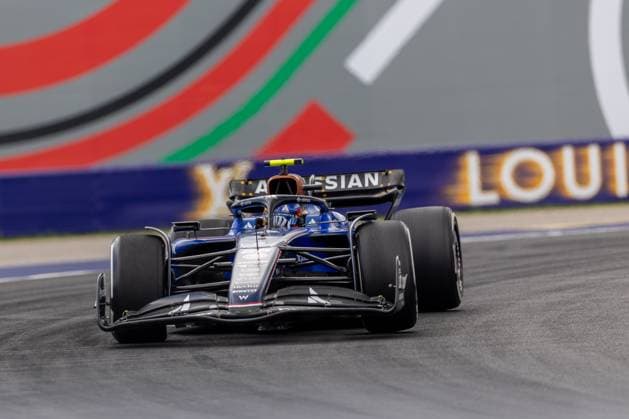 Carlos Sainz Atlassain Williams Racing, Spain, 55 in FW47, HUN, Formula 1 World Championship, Hungarian Grand Prix, Hungaroring, Practice day, Free Practice 1, 2025 season, 01 08 2025 HUN, Formula 1 World Championship, Hungarian Grand Prix, Hungaroring, Practice day, Free Practice 1, 2025 season, 01 08 2025 Budapest Copyright: xEibner-Pressefoto MarcelxFischerx EP_MFI