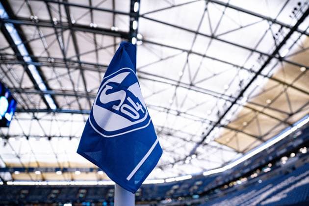 01 08 2025, Football, 2 Bundesliga, Season 2025 2026, 1 Matchday, FC Schalke 04 Hertha BSC, Corner flag, xRHR FOTO YYx Copyright: KROEGER RHR-FOTOx RHR-FOTO YY