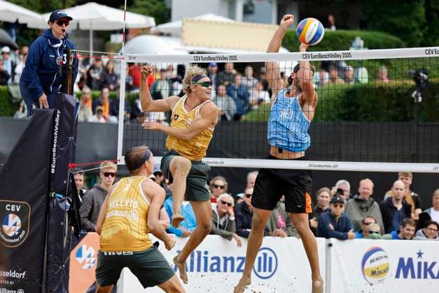 Düsseldorf, Germany, CEV EuroBeachVolley 2025 European Beach Volleyball Championships at the Rochusclub in Düsseldorf 01 08 2025 Round of 16 Matthew IMMERS NED 1 and Ruben PENNINGA NED 2 against David AHMAN AEHMAN SWE 1 and Jonatan HELLVIG SWE 2