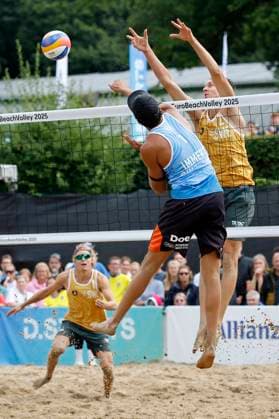 Düsseldorf, Germany, CEV EuroBeachVolley 2025 European Beach Volleyball Championships at the Rochusclub in Düsseldorf 01 08 2025 Round of 16 Matthew IMMERS NED 1 and Ruben PENNINGA NED 2 against David AHMAN AEHMAN SWE 1 and Jonatan HELLVIG SWE 2