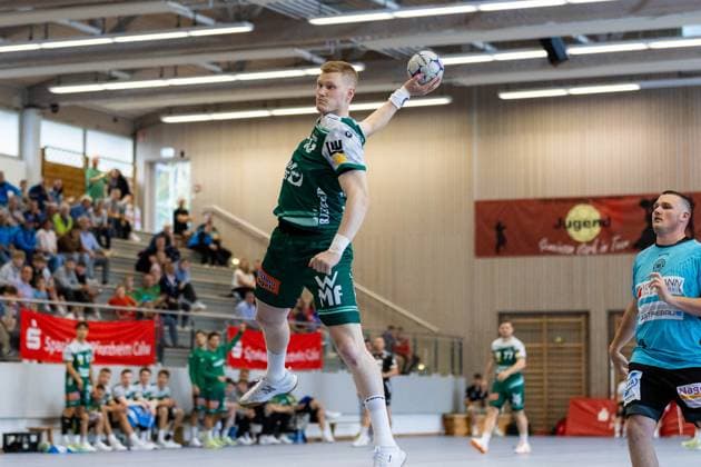 Ymir GISLASON FRISCH AUF Goeppingen, 33 scores a goal, Action, Goal throw FRISCH AUF Goeppingen FAG vs SG Koendringen Teningen, Handball, Men, S Cup Altensteig 2025, Season 2025 2026, 01 08 2025 FRISCH AUF Goeppingen FAG vs SG Koendringen Teningen, Handball, Men, S Cup Altensteig 2025, Season 2025 2026, 01 08 2025 Altensteig Copyright: xEibnerxPressefoto OliverxSchmidtx EP_OST