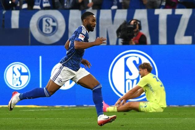 Moussa Sylla FC Schalke 04 celebrates after scoring his team™s first goal during the 2 Bundesliga match between FC Schalke 04 and Hertha BSC at Veltins Arena on August 01, 2025 in Gelsenkirchen, Germany, Germany Photo by Ralf Treese DeFodi Images Moussa Sylla FC Schalke 04 celebrates after scoring his team™s first goal during the 2 Bundesliga match between FC Schalke 04 and Hertha BSC at Veltins Arena on August 1, 2025 in Gelsenkirchen, Germany Photo by Ralf Treese DeFodi Images DFB DFL REGULATIONS PROHIBIT ANY USE OF PHOTOGRAPHS AS IMAGE SEQUENCES AND OR QUASI VIDEO Photo by Ralf Treese DeFodi Images