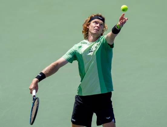August 1, 2025, Toronto, On, Canada: Andrey Rublev of Russia tosses the ball to serve to Lorenzo Sonego of Italy during their match at the National Bank Open in Toronto on Friday, August 1, 2025. Canada News - August 1, 2025  - ZUMAc35_ 20250801_zaf_c35_052 Copyright: xFrankxGunnx