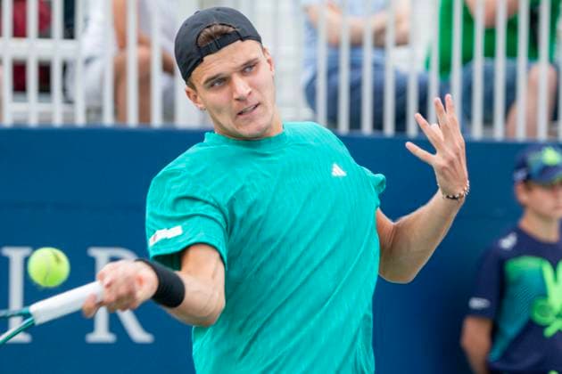Czech Jakub Mensik in action against Spaniard Alejandro Davidovich during a match at the ATP, Tennis Herren 1000 tournament in Toronto, Canada, 01 August 2025. Davidovich defeats Czech Mensik and reaches the round of 16 at the ATP 1000 in Toronto !ACHTUNG: NUR REDAKTIONELLE NUTZUNG!  Copyright: xJulioxCesarxRivasx USA4206 0828405368st