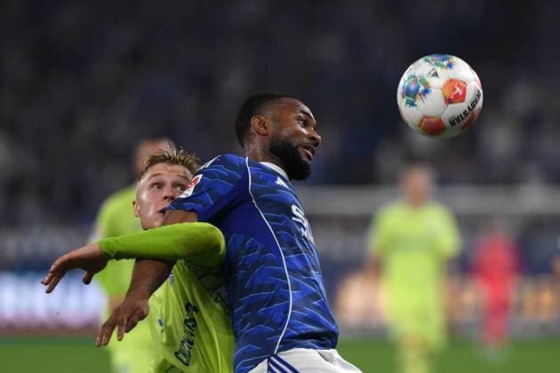 Moussa Sylla FC Schalke 04 in action, on the ball, single action during the 2 Bundesliga match between FC Schalke 04 and Hertha BSC, Veltins Arena on August 01, 2025 in Gelsenkirchen, Germany Photo by Ralf Treese DeFodi Images Moussa Sylla FC Schalke 04 controls the ball during the 2 Bundesliga match between FC Schalke 04 and Hertha BSC at Veltins Arena on August 1, 2025 in Gelsenkirchen, Germany Photo by Ralf Treese DeFodi Images DFB DFL REGULATIONS PROHIBIT ANY USE OF PHOTOGRAPHS AS IMAGE SEQUENCES AND OR QUASI VIDEO Photo by Ralf Treese DeFodi Images