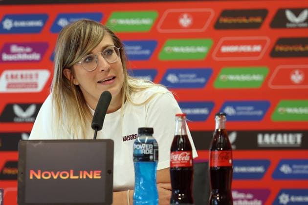 01 08 2025, xrekx, Soccer 2 Bundesliga, 1 FC Kaiserslautern Press Conference v l Ann Kathrin Beisiegel Hauck Press Spokesperson 1 FC Kaiserslautern DFL DFB REGULATIONS PROHIBIT ANY USE OF PHOTOGRAPHS as IMAGE SEQUENCES and or QUASI VIDEO Kaiserslautern