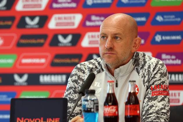 01 08 2025, xrekx, Soccer 2 Bundesliga, 1 FC Kaiserslautern Press Conference v l Torsten Lieberknecht Coach 1 FC Kaiserslautern DFL DFB REGULATIONS PROHIBIT ANY USE OF PHOTOGRAPHS as IMAGE SEQUENCES and or QUASI VIDEO Kaiserslautern