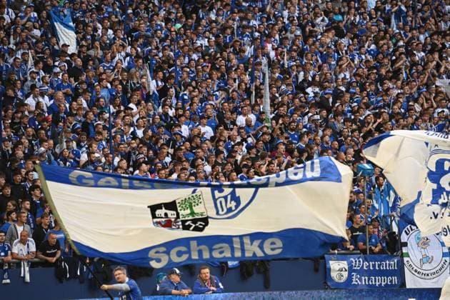 Schalke Fans, Jubel, jubeln, Freude, cheers, Fussball 2 Bundesliga, 1 Spieltag, FC Schalke 04 GE Hertha BSC Berlin B 2 1 am 01 08 2025 in Gelsenkirchen Germany DFL regulations prohibit any use of photographs as image sequences and or quasi video Â