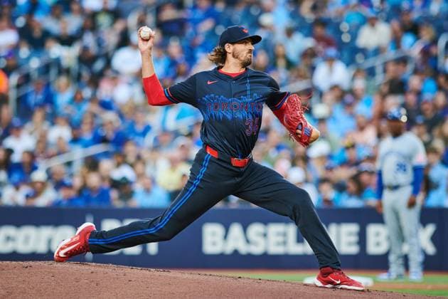 August 1, 2025, Toronto, On, Canada: Toronto Blue Jays pitcher Kevin Gausman (34) throws a pitch against the Kansas City Royals during first inning MLB, Baseball Herren, USA baseball action in Toronto, Friday, Aug. 1, 2025. Canada News - August 1, 2025 - ZUMAc35_ 20250801_zaf_c35_135 Copyright: xSammyxKoganx