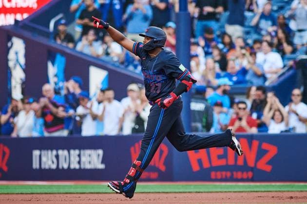 August 1, 2025, Toronto, On, Canada: Toronto Blue Jays first base Vladimir Guerrero Jr. (27) rounds the bases after hitting a home run against the Kansas City Royals during first inning MLB, Baseball Herren, USA baseball action in Toronto, Friday, Aug. 1, 2025. Canada News - August 1, 2025 - ZUMAc35_ 20250801_zaf_c35_138 Copyright: xSammyxKoganx