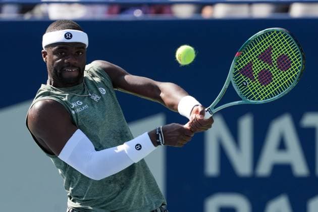 ATP, Tennis Herren Masters 1000 National Bank Open Toronto Presented by Rogers 2025 - Day 7 Frances Tiafoe of the United States plays a backhand against Aleksandar Vukic of Australia during the Men s Singles third round match on day 7 of the ATP Masters 1000 National Bank Open at Sobeys Stadium. on August 1, 2025 in Toronto, Canada. (Photo by Leonardo Ramirez Eyepix Group) Copyright: xLeonardoxRamirezx xEyepixxGroupx LR-01082025-07251