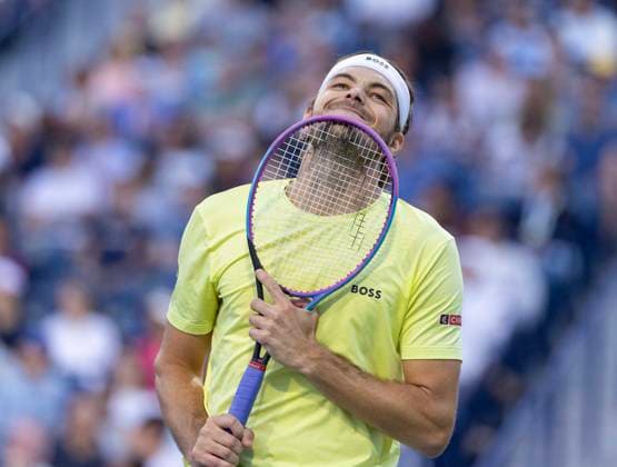 (250802) -- TORONTO, Aug. 2, 2025 -- Taylor Fritz of the United States reacts during the third round of the men s singles match between Gabriel Diallo of Canada and Taylor Fritz of the United States at the 2025 National Bank Open tennis tournament in Toronto, Canada, on Aug. 1, 2025. (Photo by Xinhua) (SP) CANADA-TORONTO-TENNIS-NATIONAL BANK OPEN-MEN S SINGLES ZouxZheng 