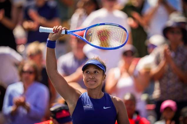 Naomi Osaka of Japan waves to the crowd during her match against Jelena Ostapenko of Latvia during the National Bank Open third round at Stade IGA on August 1, 2025 in Montreal, Canada. Photo by Mathieu Belanger AFLO) Noxthirdxpartyxsales  aflo_299227877