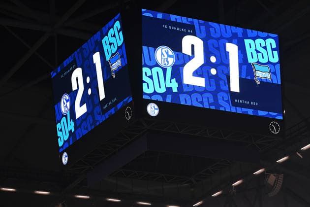 Soccer 2 Bundesliga 1 Matchday FC Schalke 04 Hertha BSC Berlin on 01 08 2025 at the Veltins Arena in Gelsenkirchen The video cube in the Veltins Arena shows the final score Schalke 2 1 Berlin DFL regulations prohibit any use of photographs as image sequences and or quasi video xRx