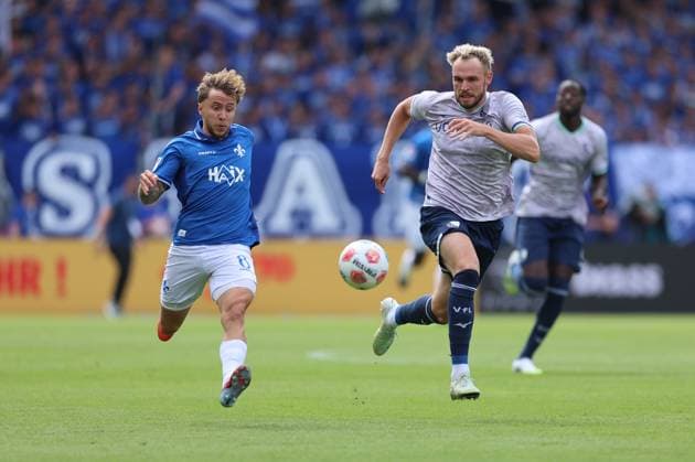 02 08 2025, xdcx, Soccer 2 Bundesliga, SV Darmstadt 98 VfL Bochum, emonline, emspor, despor, v l , Isac Lidberg SV Darmstadt 98 , Philipp Strompf VfL Bochum DFL DFB REGULATIONS PROHIBIT ANY USE OF PHOTOGRAPHS AS IMAGE SEQUENCES AND OR QUASI VIDEO Copyright: HMBxMedia Claus
