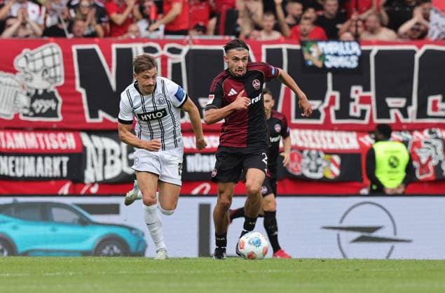 02 08 2025 Soccer Season 2025 2026 2 Soccer Bundesliga 01 Matchday SV Elversberg SVE 1 FC Nürnberg FCN Club Sportfoto Zink DaMa xdaxmax DFL regulations prohibit any use of photographs as image sequences and or quasi video only for editorial use Lukas Petkov 25, SV Elversberg Berkay Yilmaz 21, 1 FC Nürnberg FCN