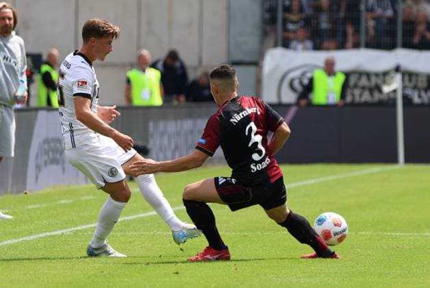 02 08 2025, Football, Men, 2 Bundesliga, Season 2025 2026, SV 07 Elversberg 1 FC Nürnberg, Lukas Petkov SV 07 Elversberg , Danilo Soares 1 FC Nürnberg Elversberg Ursapharm Arena an der Kaiserlinde Saarland Germany DEU Copyright: xSebastianxBachx