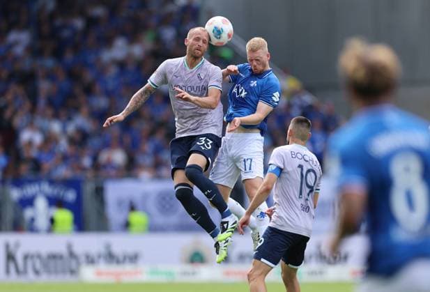 02 08 2025, xdcx, Soccer 2 Bundesliga, SV Darmstadt 98 VfL Bochum, emonline, emspor, despor, v l , Philipp Hofmann VfL Bochum , Kai Klefisch SV Darmstadt 98 DFL DFB REGULATIONS PROHIBIT ANY USE OF PHOTOGRAPHS AS IMAGE SEQUENCES AND OR QUASI VIDEO Copyright: HMBxMedia Claus