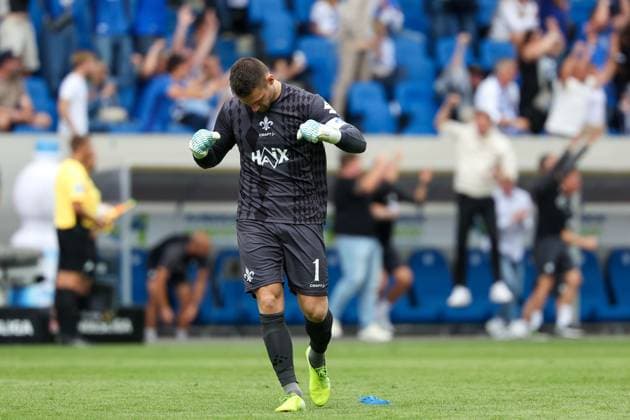 2025 08 02 xJFAx 2 Bundesliga Season 2025 26 1 Matchday SV Darmstadt 98 VFL Bochum v l , Goalkeeper, Goalkeeper Marcel Schuhen SV Darmstadt 98 Torjubel, Goal celebration, celebrate the goal zum 2 1 DFL DFB REGULATIONS PROHIBIT ANY USE OF PHOTOGRAPHS as IMAGE SEQUENCES and or QUASI VIDEO Copyright: JoaquimxFerreira