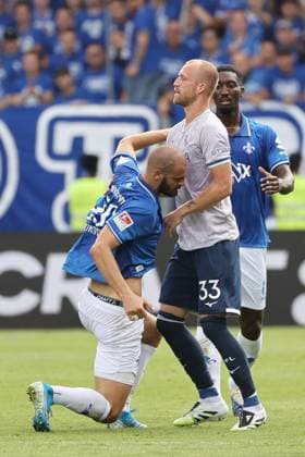 02 08 2025, xtvx, Soccer 2 Bundesliga, SV Darmstadt 98 VfL Bochum v l Aleksandar Vukotic SV Darmstadt 98 Philipp Strompf VfL Bochum DFL DFB REGULATIONS PROHIBIT ANY USE OF PHOTOGRAPHS as IMAGE SEQUENCES and or QUASI VIDEO Darmstadt