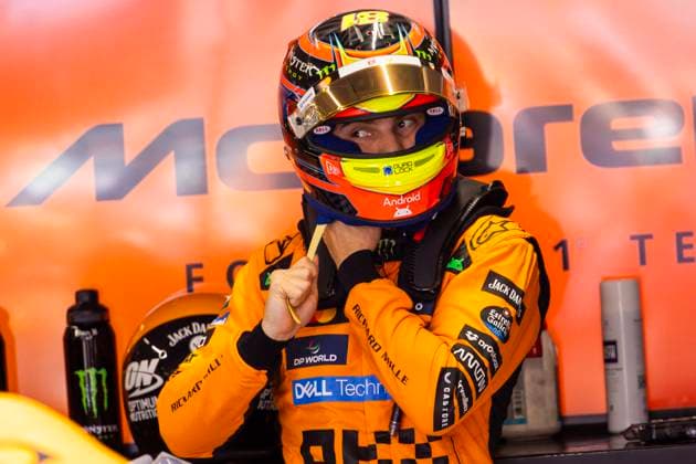 F1 - HUNGARIAN GRAND PRIX 2025 PIASTRI Oscar (aus), McLaren F1 Team MCL39, portrait during the 2025 Formula 1 Lenovo Hungarian Grand Prix, 14th round of the 2025 FIA Formula One World Championship, WM, Weltmeisterschaft from August 1 to 3, 2025 on the Hungaroring, in Mogyorod, Hungary - MogyorodHungary  Copyright: xJulienxDelfossex