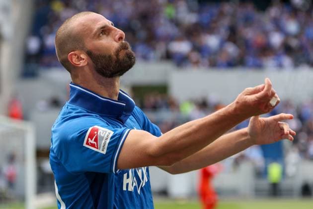 2025 08 02 xJFAx 2 Bundesliga Season 2025 26 1 Matchday SV Darmstadt 98 VFL Bochum v l , Aleksander Vukovic SV Darmstadt 98 Torjubel, Goal celebration, celebrate the goal zum 4 1 DFL DFB REGULATIONS PROHIBIT ANY USE OF PHOTOGRAPHS as IMAGE SEQUENCES and or QUASI VIDEO Copyright: JoaquimxFerreira