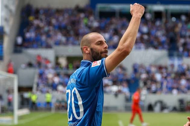2025 08 02 xJFAx 2 Bundesliga Season 2025 26 1 Matchday SV Darmstadt 98 VFL Bochum v l , Aleksander Vukovic SV Darmstadt 98 Torjubel, Goal celebration, celebrate the goal zum 4 1 DFL DFB REGULATIONS PROHIBIT ANY USE OF PHOTOGRAPHS as IMAGE SEQUENCES and or QUASI VIDEO Copyright: JoaquimxFerreira