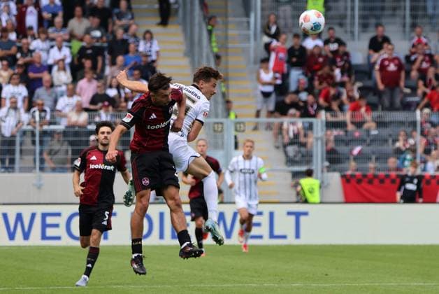 02 08 2025, Football, Men, 2 Bundesliga, Season 2025 2026, SV 07 Elversberg 1 FC Nürnberg, Lukas Petkov SV 07 Elversberg , Berkay Yilmaz 1 FC Nürnberg Elversberg Ursapharm Arena an der Kaiserlinde Saarland Germany DEU Copyright: xSebastianxBachx