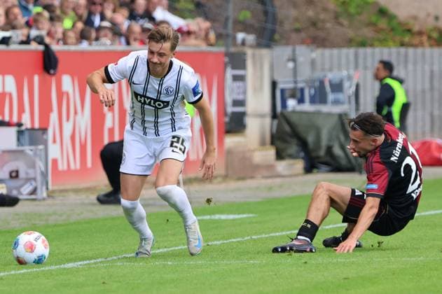 02 08 2025, Football, Men, 2 Bundesliga, Season 2025 2026, SV 07 Elversberg 1 FC Nürnberg, Lukas Petkov SV 07 Elversberg , Berkay Yilmaz 1 FC Nürnberg Elversberg Ursapharm Arena an der Kaiserlinde Saarland Germany DEU Copyright: xSebastianxBachx