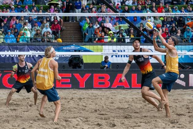 European Championship Beach Volleyball Düsseldorf, 02 08 2025 Jonatan Hellvig SWE , Nils Ehlers GER , Clemens Wickler GER European Championship Beach Volleyball Düsseldorf on 02 08 2025 Copyright: xBEAUTIFULxSPORTS PeterxWeberx