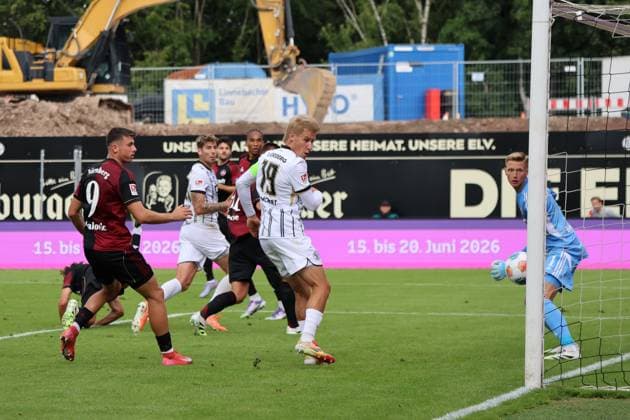 02 08 2025, Soccer, Men, 2 Bundesliga, Season 2025 2026, SV 07 Elversberg 1 FC Nürnberg, Header to 1 0, Goalscorer Maximilian Rohr SV 07 Elversberg Elversberg Ursapharm Arena an der Kaiserlinde Saarland Germany DEU Copyright: xSebastianxBachx