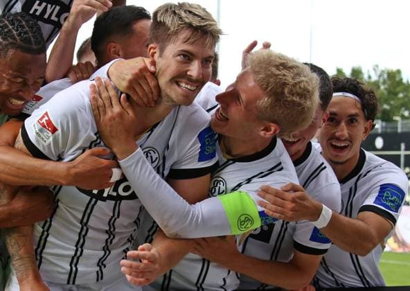 02 08 2025, xpfrx, Soccer 2 Bundesliga, SV Elversberg 1 FC Nürnberg v l Maximilian Rohr, Lukas Pinckert Elversberg celebrate the goal to 1 0 DFL DFB REGULATIONS PROHIBIT ANY USE OF PHOTOGRAPHS as IMAGE SEQUENCES and or QUASI VIDEO Elversberg