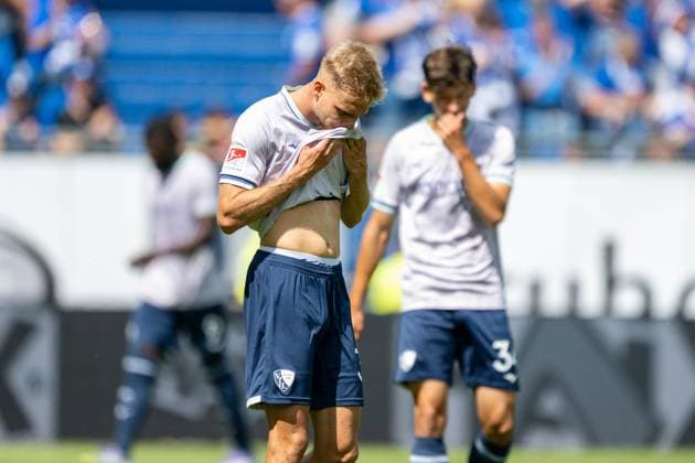 Leandro Morgalla VfL Bochum, 39 is disappointed about the defeat, GER, SV Darmstadt 98 vs VfL Bochum, Football, 2 Bundesliga, Matchday 1, Season 2025 2026, 02 08 2025 DFL REGULATES PROHIBIT ANY USE OF PHOTOGRAPHS AS IMAGE SEQUENCES AND OR QUASI VIDEO GER, SV Darmstadt 98 vs VfL Bochum, Football, 2 Bundesliga, Matchday 1, Season 2025 2026, 02 08 2025 Darmstadt Copyright: xEibner-Pressefoto FlorianxWiegandx EP_FWD