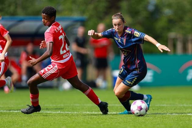 SZCZECIN 02.08.2025 MECZ TOWARZYSKI SPARING PILKA NOZNA KOBIET SEZON 2025 2026 - FRIENDLY WOMEN FOOTBALL MATCH POGON SZCZECIN - 1. FC UNION BERLIN NZ MARIANN NOACK, KORNELIA OKONIEWSKA FOT. KRZYSZTOF CICHOMSKI NEWSPIX.PL --- newspix.pl 